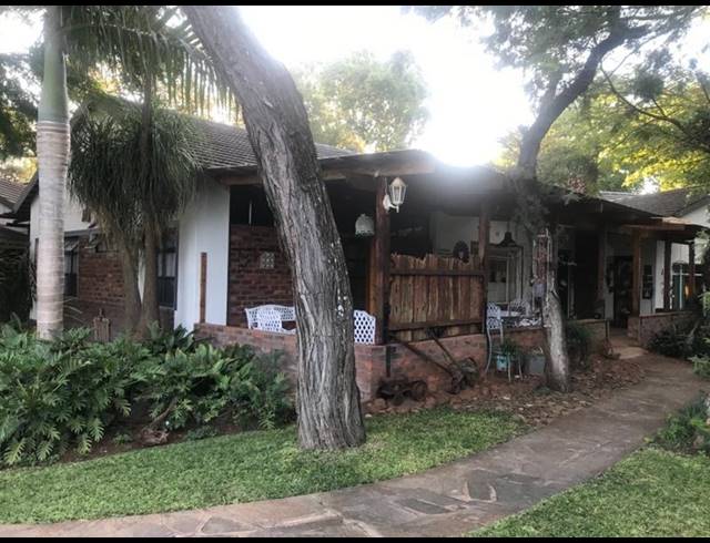 4 BEDROOM HOUSE FOR SALE IN KAMEELDORINGPARK